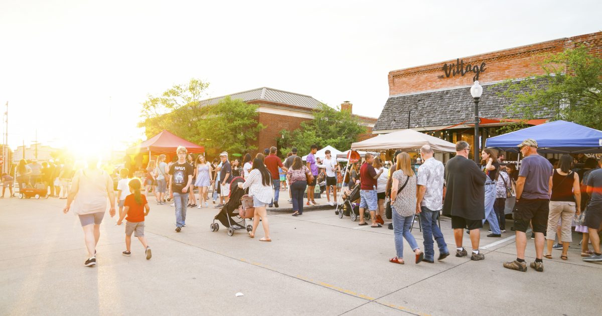How To Make The Most Out Of A First Friday in Historic Downtown Bryan | Destination Bryan